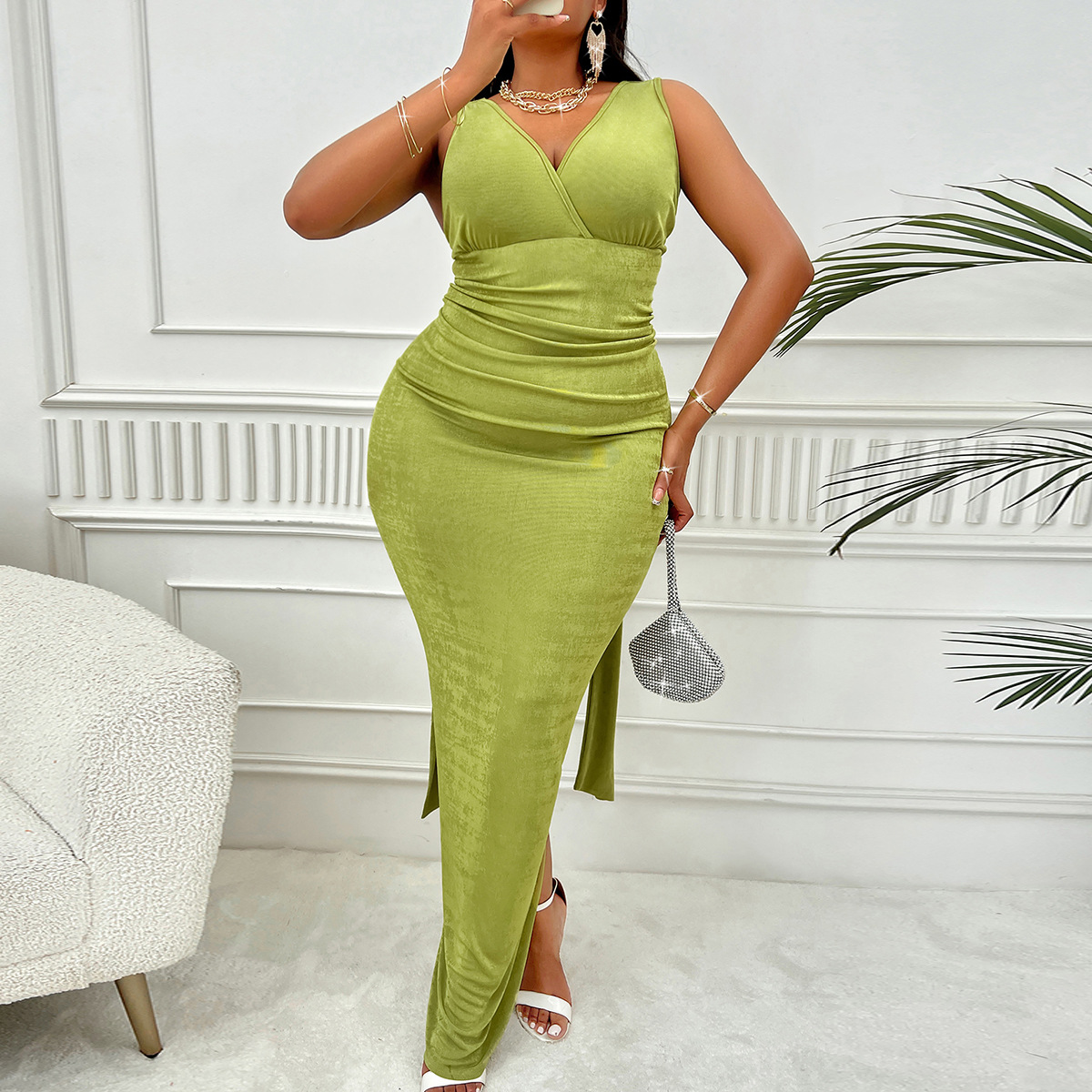 Plain V-Neck Sleeveless Bare Back Elegant Dress