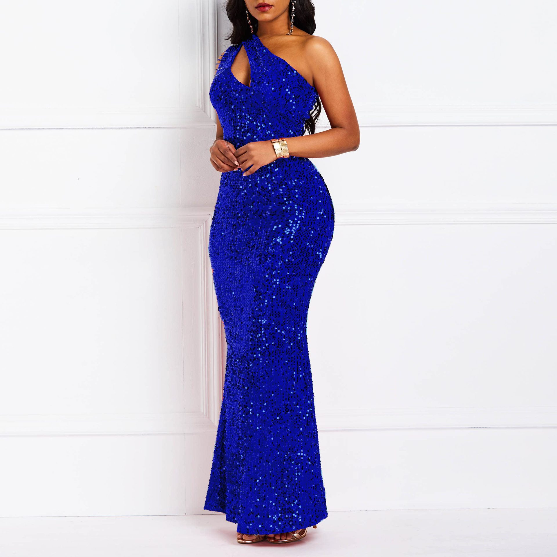 Women's Sequined One-shoulder Solid Color Backless Fishtail Evening Dress - Image 4